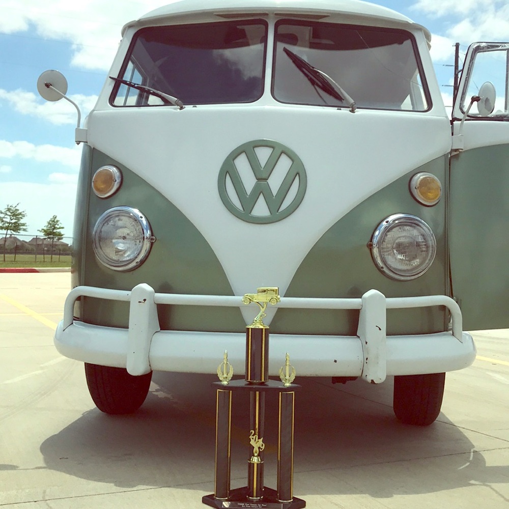 3rd Place at the shop’s first car show!! 💎💎